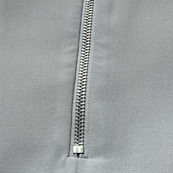 Armani Exchange - Elegant Gray Dress with Embroidered Detail - Picture 6 of 9